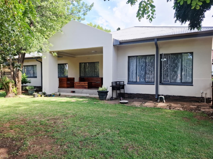 3 Bedroom Property for Sale in Bayswater Free State